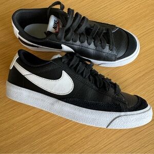 Big Kids Nike Blazer Low Sneakers